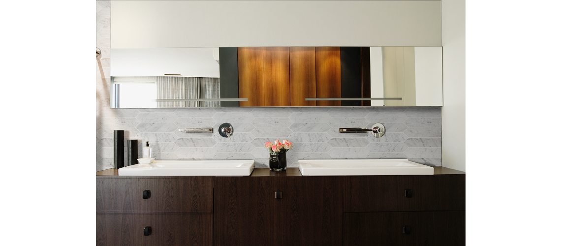 CARRARA WHITE 3X12 PICKET HONED
